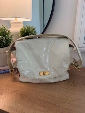 Marc Jacob’s Cream Patent Leather Shoulder Bag